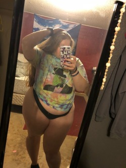 ceebootycakess:  sorry haven’t posted in awhile, 💗