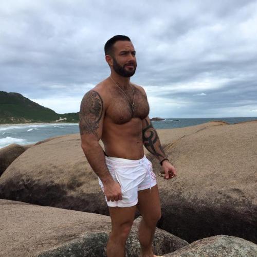 sambrcln:  Follow my two hairy men blogs:http://sambrcln.tumblr.comhttp://hairysex.tumblr.com