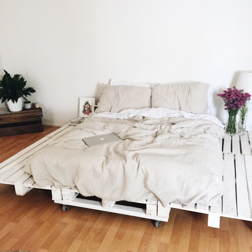 snsett: rhenegade: deluhsion: d e l u h s i o n + // stay classy xx s n s e t t ✿  more posts l