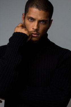 handsomemales:  isha blaaker by tarrice love