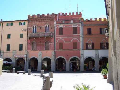 Piazza Dante | Grosseto | Toscana