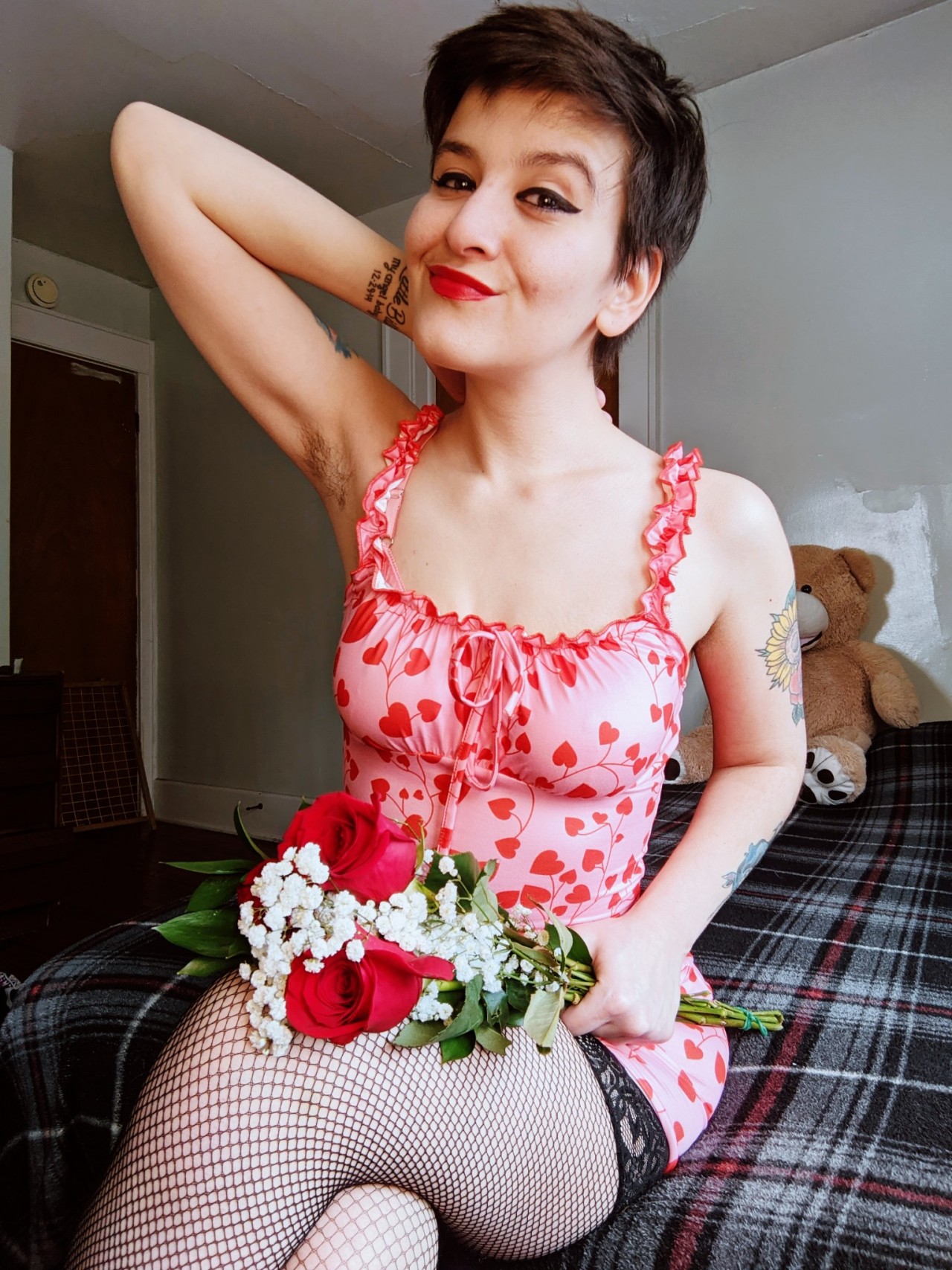 gabbigabriella:Will you be my Valentine? ❤️💘🌹Onlyfans.com/SubPixie💘