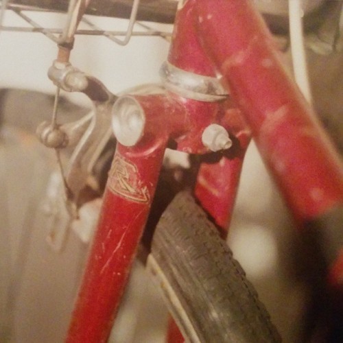 vintage bike vintage camera 2 | #brooks #raleigh #1970 #igersmontreal #zenit #35mm #vintagebicycle v