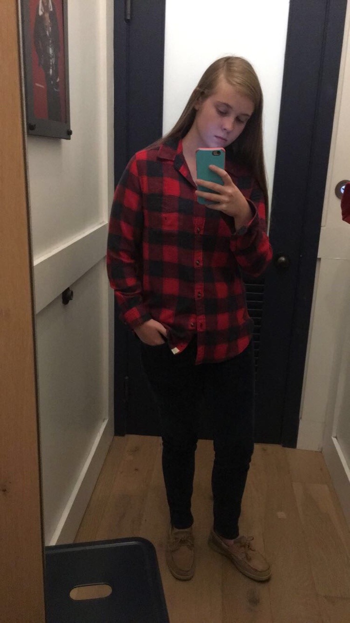 babessnwavess:  I live in the fitting room