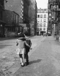 kvetchlandia:  Édouard Boubat     Montmartre,