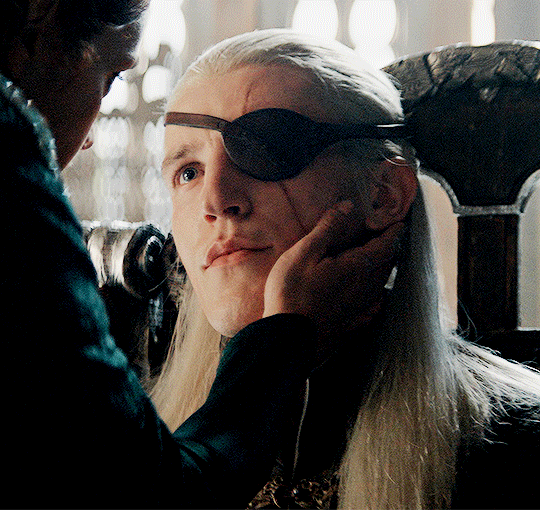 b81f87be98d5d0e85842fd9452c4e901eaeaf566.gifv