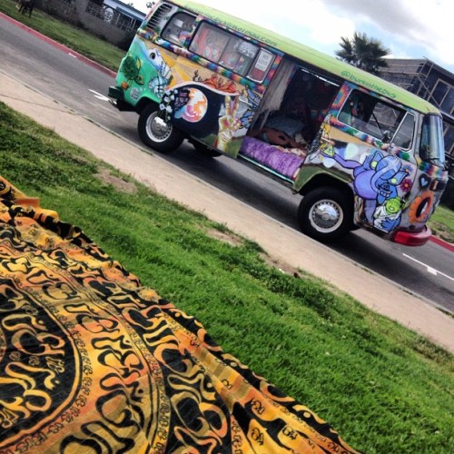 petalvibes:  fafke:  Nature/hippie/vintage/spiritual blog *Following back similar*  ☽☮❁☯ॐFollowing back similarॐ☯❁☮☾ 