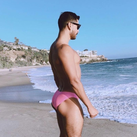 speedocelebration:  