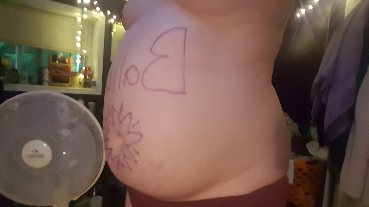 tubbytransgirl: I had a lot to eat, and topped off with a bunch of air, whoops~ 