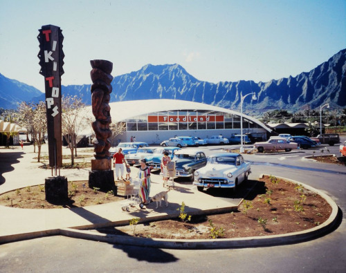 rogerwilkerson - Tiki Tops Restaurant - Kaneohe, Hawaii - 1959.