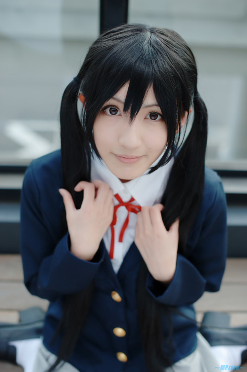 Porn photo K-ON! - Azusa Nakano (Chamaro) 1