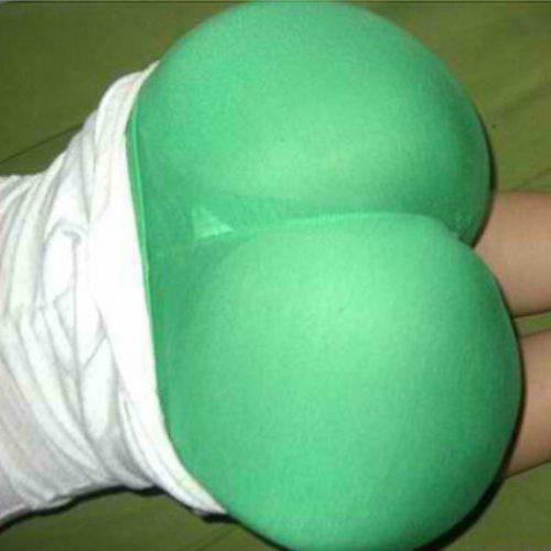 Girls Wearing Yoga Pants