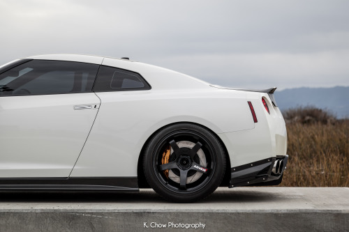 kchow510:  GTR x Advan GTs 