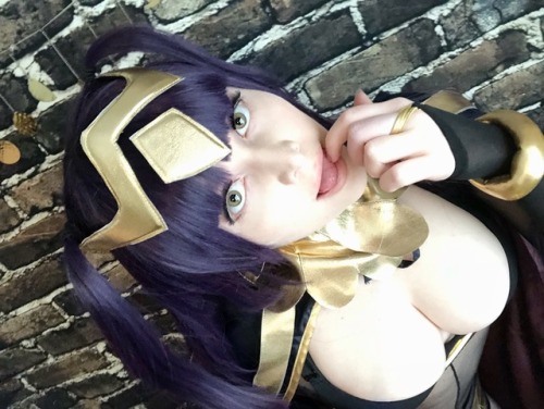 nsfwfoxydenofficial: “You disobeyed me.. but I’m feeling generous.. I’ll let it slide this once.” 🖤  ‬ ‪Selfie set of the month will be Tharja from fire emblem!   ‬ ‪This selfie set will feature a handful of lewd selfies and tons of