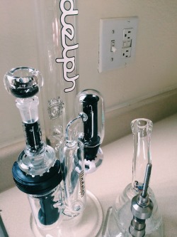 lem0n-haze:  t0fer:  And remember clean glass