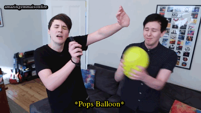 amazingemmaisonfire:  Best part of the new video (X)