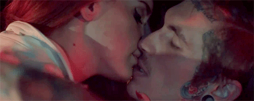 adoringlana:  There’s only 24 hours and that’s not enoughto lie like you lie and love like you love