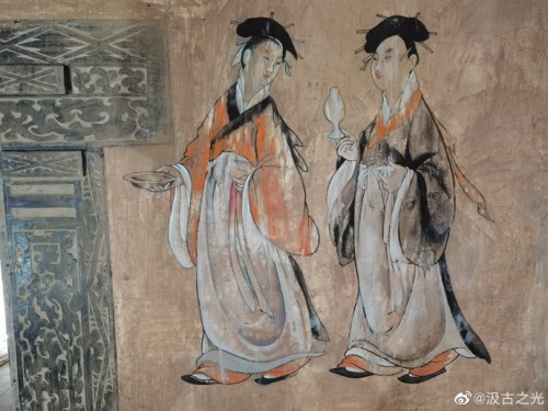 hanfugallery:Historical Reference for Chinese Hanfu: Ancient Tomb Murals of the Eastern Han Period i