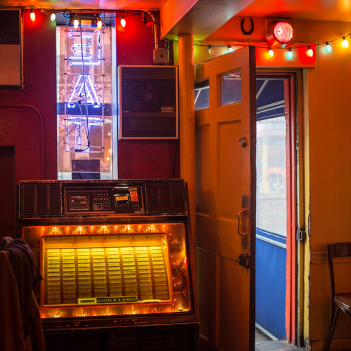 Jukebox prints available on my website! Follow me on Instagram: American Squareswww.leah-france