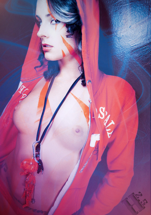 ally-rayne:  Photography, Editing, and Body Paint by Hollow 2.5 