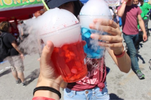 p4ncakehugs:DRY ICE DRINK ig : cahtchingstars