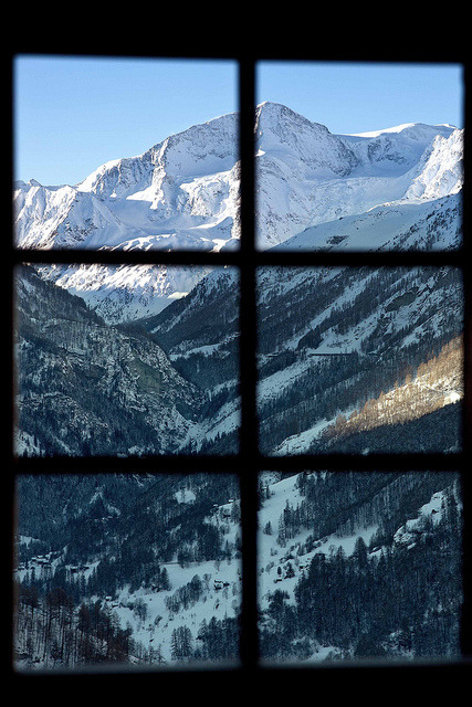 d-vn:  Winter View by Jay’s Flickr Photos on Flickr.