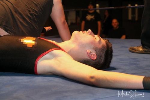 CANADIAN JOBBER ‘GAME BOY’ IS A HEELS DREAM&hellip;.. PLAYS BY THE WRESTLING RU