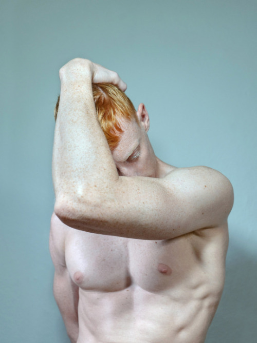 ladnkilt: THE MALE BRACHIA (Latin)… THE EMBRACING EXTENSION OF THE MASCULINE SOUL!The Male Fo