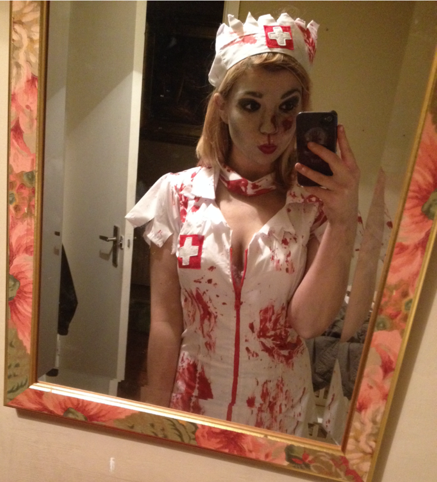 fl00sie:  Last night 🎃👻🏥 