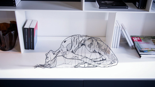 blythebrooklyn:   mashable:  With the LIX Pen, you can doodle in 3D.  THIS IS AMAZING. wtf, you can now doodle in 3D. 