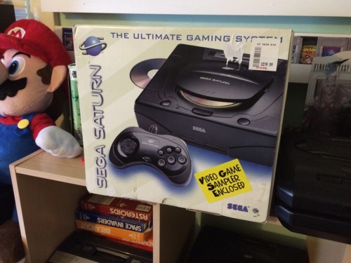 Latest thing I obtained was this Saturn box! Still has the price tag on it.. Someone paid over $200 