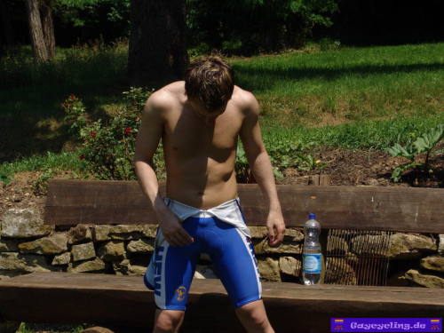 cyclist4580:  cyclist4580 | LOVE LYCRA? | REBLOG 