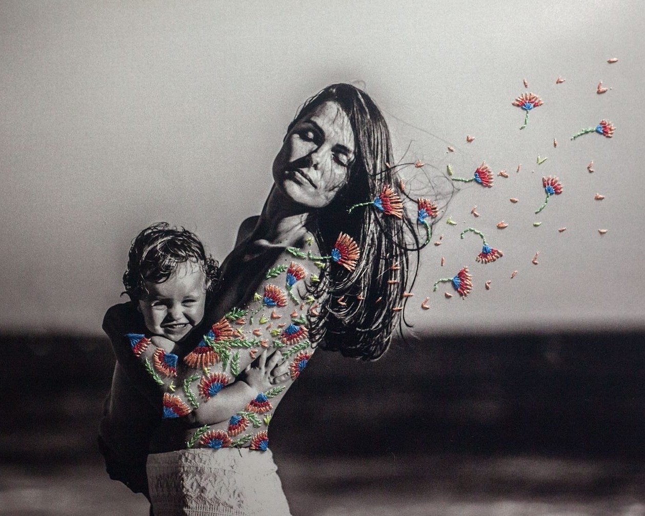 crossconnectmag:  Embroidered Photos by Aline Brant Aline Brant is a Brazilian artist