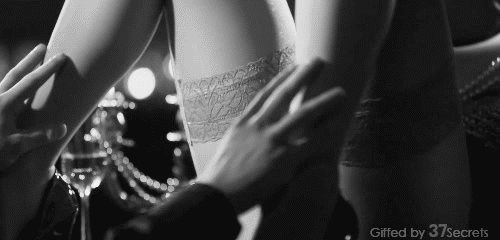 perversotierno38:  Me encanta ser el espectador y cautivador al mismo tiempo……😏