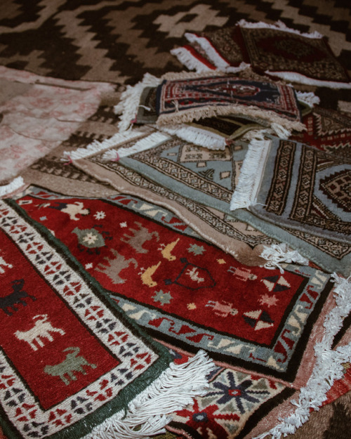 aabbiidd:   Old House Gulmit is believed to be over 350 years old. The  traditional house stands as a symbol of the ancient Wakhi culture. The  house has now been turned into a carpet weaving center where women  artisans make beautiful carpets from goat,