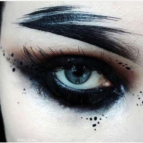 xbunnyclawsx:Credit: IG-@ida_elina