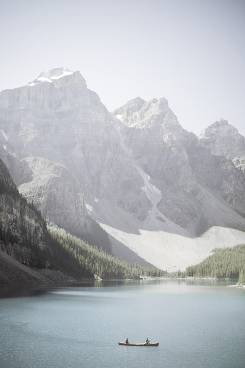 man-and-camera:  Moraine Lake ➾ Luke Gram   