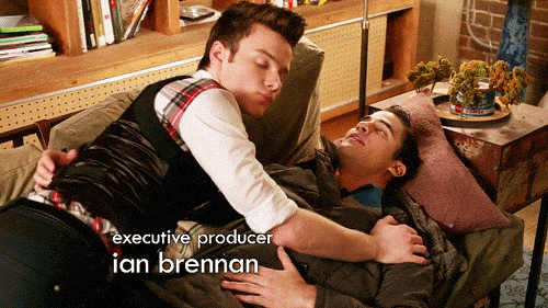 darrensbabypenguin:  #LOOK AT BLAINES FACE #LOOK AT IT #HE WAS SO READY TO GET FUCKED #AND THEN SAME #FUCKING SAM #BLAINE IS LITERALLY POUTING BECAUSE HE DOESNT GET COUCH SEX #POUTING 