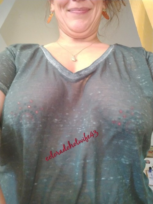 Happy Titty Tuesdayand Happy 2018!Here’s to a sex filled year!