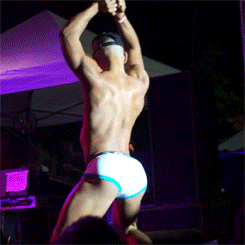 badniggjuju:  bootypopcity:  this-bi-guy:  Video: http://this-bi-guy.tumblr.com/post/52724072555/quietonesaretrouble-la-pride-ciara-twerking