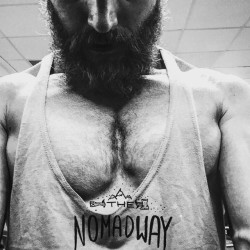 beardburnme:  “// New blog post live now with a Nomad Way fat loss/ conditioning workout for your toolbox. Give it a read and tag a friend you want to tackle it with!👌🏻🔥 (link’s in my bio). Finish Monday STRONG peeps!” by @theandrew.tracey