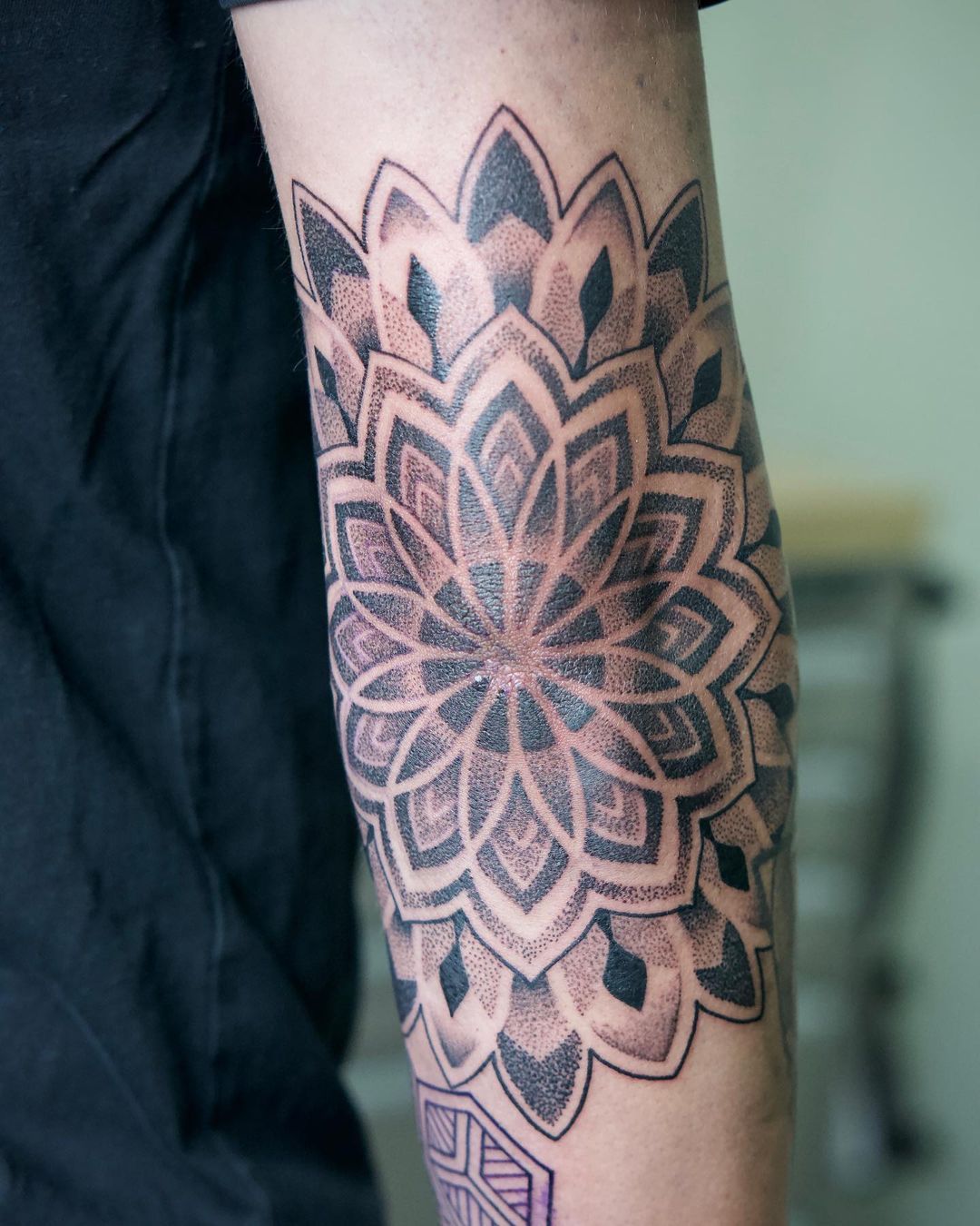 The best mandala tattoo designs that are beautiful and unique - YEN.COM.GH