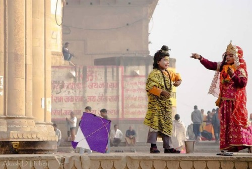 hinducosmos: Where Gods play with Kites, Varanasi Happy Makar Sankrant Everyone (via Instagram: Akas