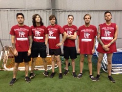 nevershoutchelsea:  Real Friends before the Warped Tour dodgeball tournament.