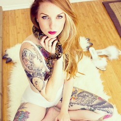 hollies-hotties:  :-*  I love her