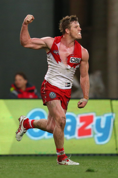 roscoe66: Luke Parker and Daniel Hannebery of the Sydney Swans