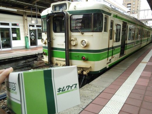 nansei:(【理系大好きキムワイプ】街で見かけた「キムワイプにしか見えない」光景（キムワイプ感） | COROBUZZから) 