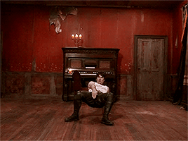 spacebeets:I’m doing an erotic dance for my friends and you ruined it. I was in the zone. My friends