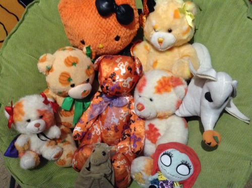 Sex stuckinmyplaypretend:  My Halloween stuffies🎃💗 pictures