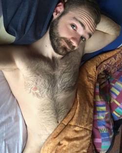 cozu325: beardedhairyscruffhunks:  Presenting